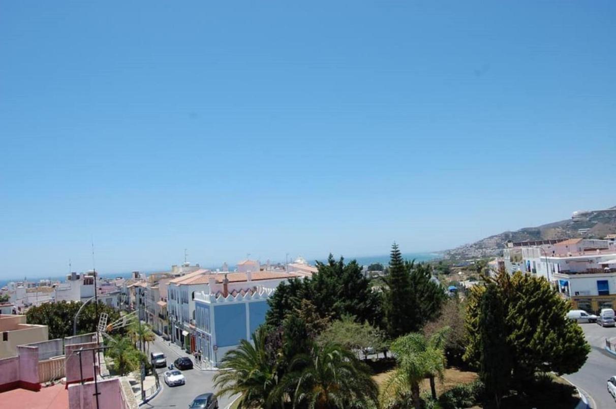 Fantastic 1 Bedroom Apartment In The Centre Of Nerja Luaran gambar